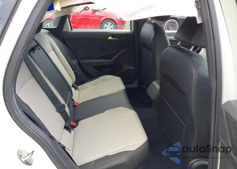 2019 Volkswagen Jetta 1.4T R-Line/1.4T S/1.4T Se z USA, uszkodzony, nr VIN 3VWC57BU8KM212844